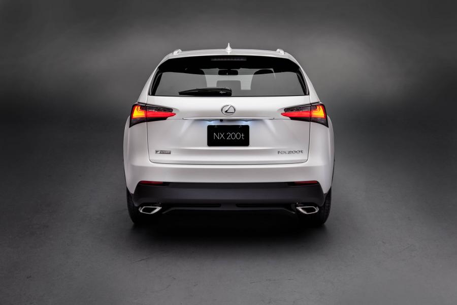  Lexus NX200t F-Sport 2014 года  (фото 17 из 84)